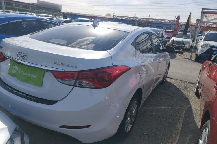 Used Hyundai Elantra (5th Generation / Langdong) 2012 1.6L Automatic Fashion Edition Rear Right 45 Deg