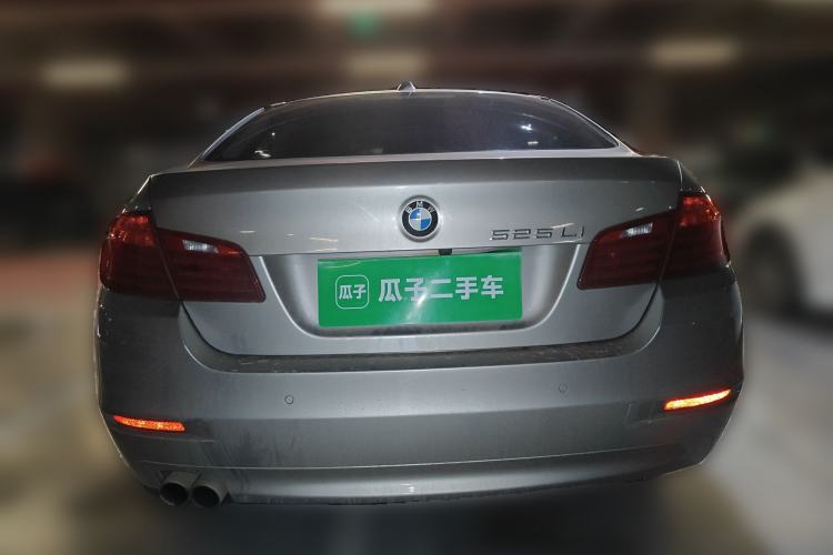 Used BMW 5 Series 2014 520Li Elegant Model
