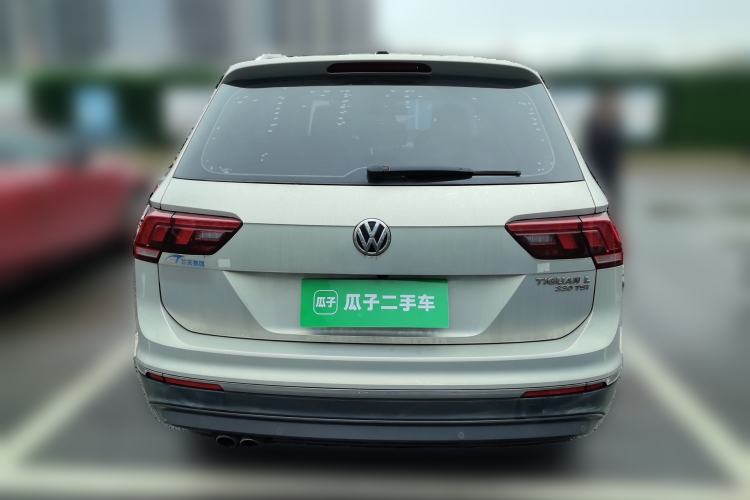 Used Volkswagen Tiguan L 2019 Updated Version 330TSI Automatic Two-Wheel Drive Panoramic Comfort Edition China VI Standard Rear