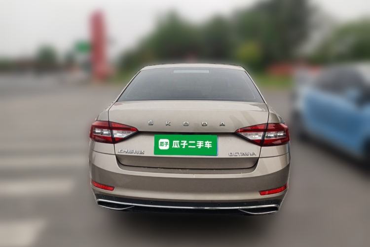 Used Skoda Octavia 2019 1.5L Automatic Smart Drive Luxury Edition China VI Standard Rear