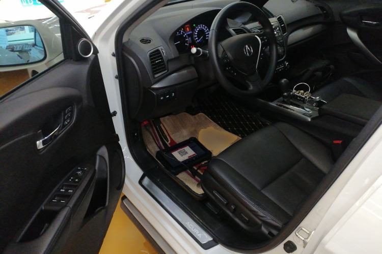 Used Acura RDX 2013 3.0L Two-Wheel Drive Elite Edition