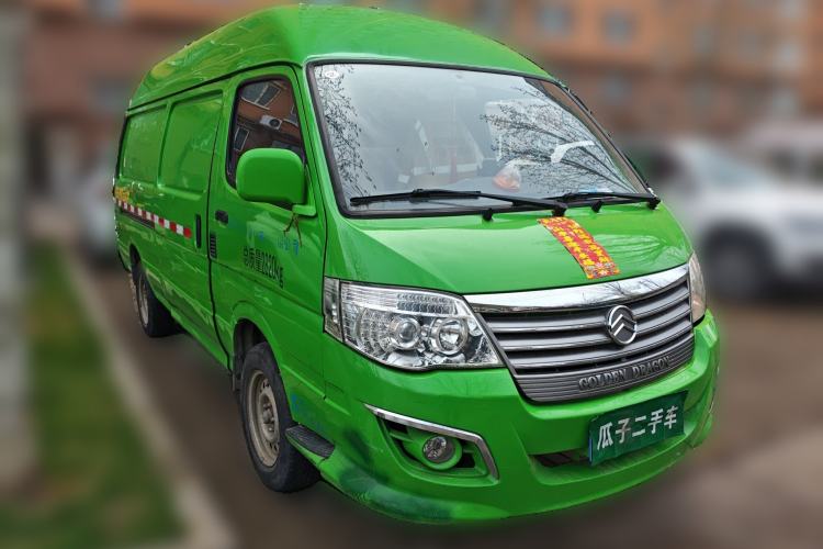 Used Golden Dragon Hiace  Front Right 45 Deg