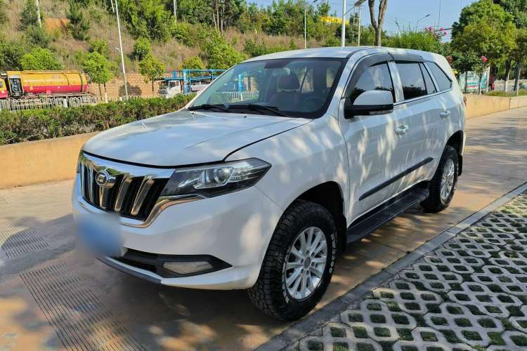 Used Foday Landfort 2016 2.4L Gasoline Two-Wheel Drive Elite Edition 5 Seats