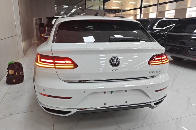 Used Volkswagen FAW-Volkswagen CC 2023 Hunting Vehicle 380TSI Hunter's Heart Edition