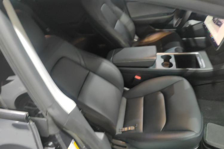 Used Tesla Model 3 2022 Rear-Wheel-Drive Version
