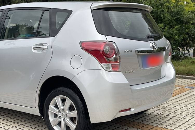 Used Toyota Verso 2014 Starlight 180E CVT Elite Edition