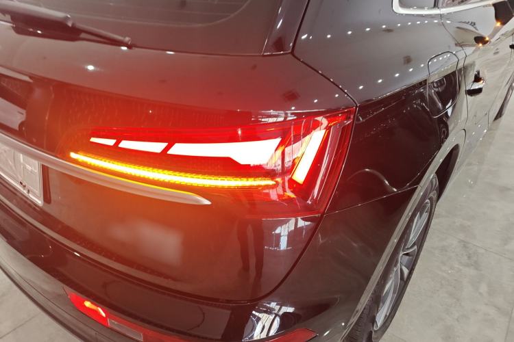 Used Audi Q5L 2022 40T Luxury Elegant Model