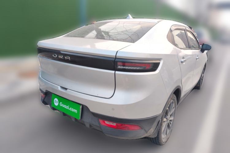 Used ORA iQ 2018 High-Range Version Smart Connectivity Model
