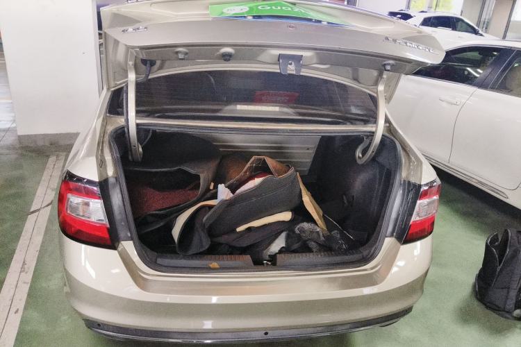 Used Skoda Rapid 2018 1.6L Manual Comfort Edition Trunk