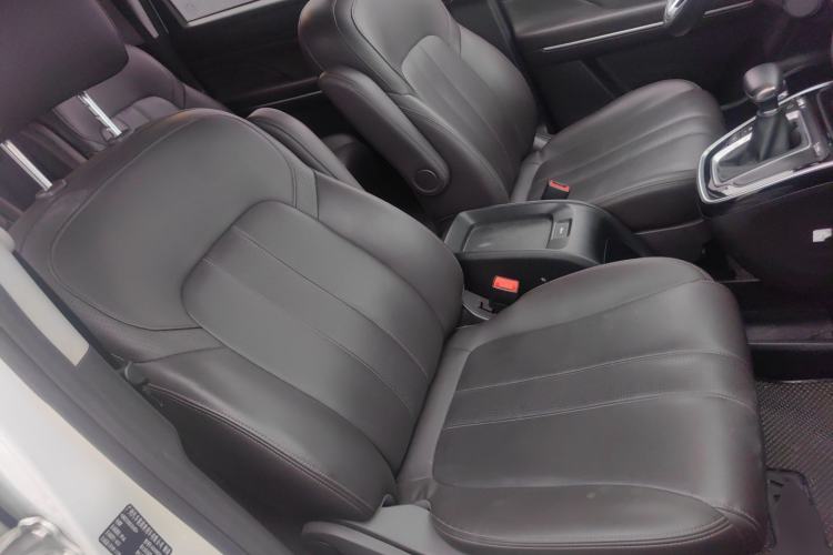 Used GAC Trumpchi M6 2019 270T Automatic Luxury Edition (7-seater) China V Standard Right Front Seat