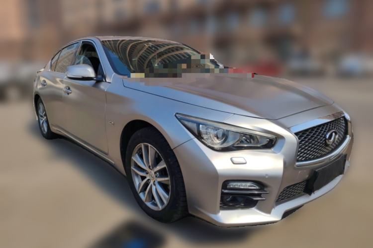 Used Infiniti Q50L 2016 2.0T Enjoyment Edition Front Right 45 Deg