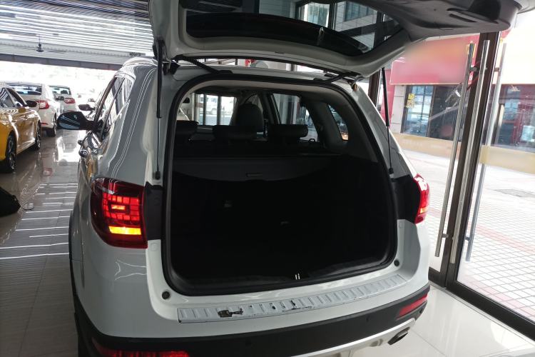 Used Haval H6 2017 Red-Label Sport Edition 1.5T Manual Two-Wheel Drive Elite Model