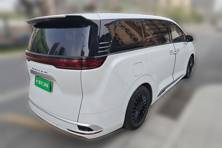 Used Denza D9 2022 DM-i 970 Four-Wheel Drive Flagship Model Rear Right 45 Deg