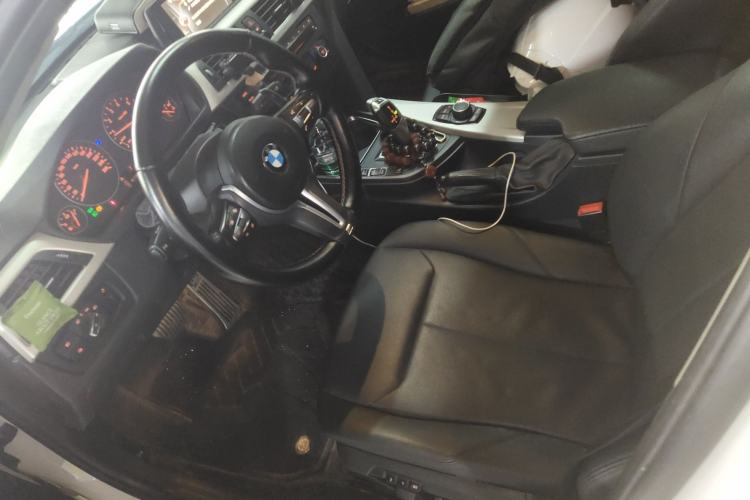 Used BMW 3 Series 2015 320Li Luxury Edition Fashion Model Left Front Seat