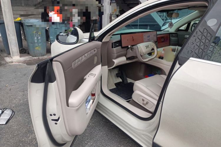 Used IM LS6 2026 Model Range-Extending 52 Max Interior 3