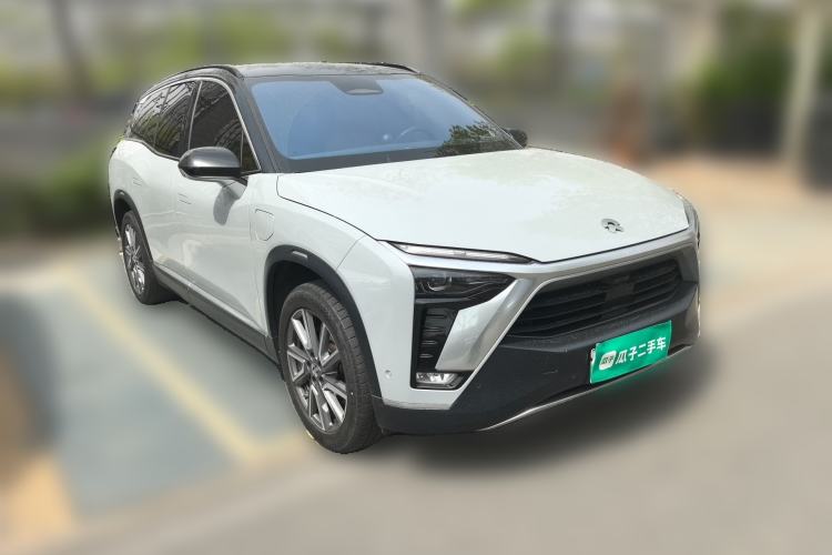 Used Nio ES8 2020 415 km Range 6-Seater Version Front Right 45 Deg