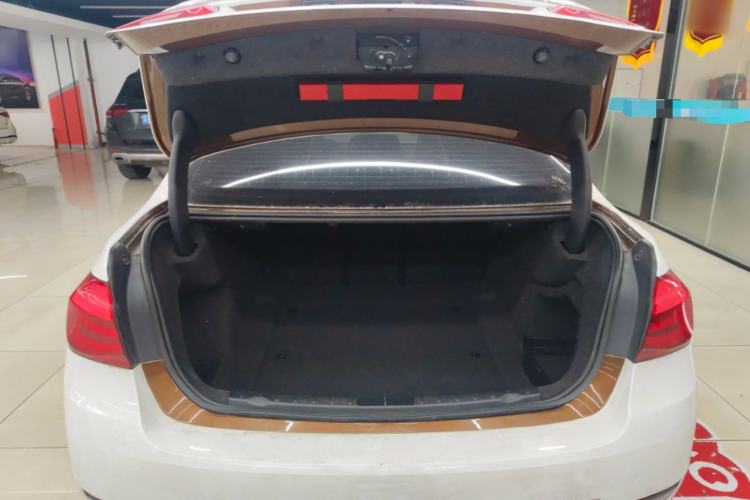 Used BMW 3 Series 2017 320Li Fashion Model
