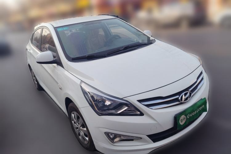 Used Hyundai Verna (older generation) 2014 1.4L Manual Smart GLS Trim
