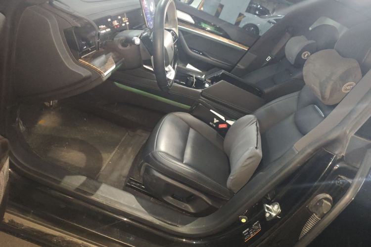 Used NETA S 2022 Extended-Range Version 1160 km Range Rear-Wheel-Drive Compact Edition Driver Seat