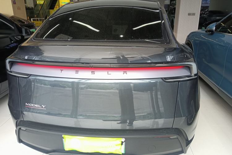 Used Tesla Model Y 2025 Rear-Wheel-Drive Version Rear