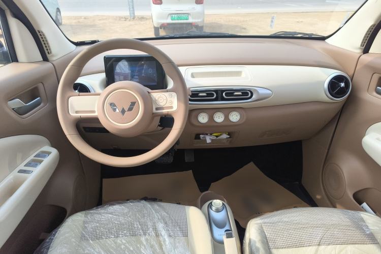 Used Wuling Hongguang MINIEV 2025 Four-Door Version Advanced Edition
