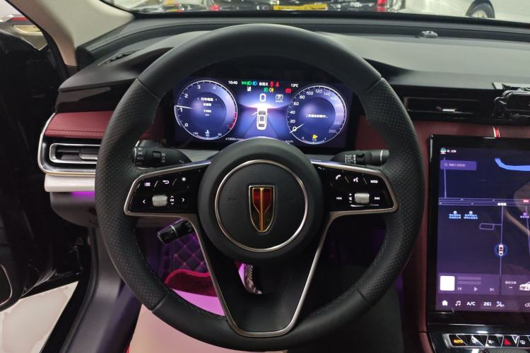 Used Hongqi H5 2025 2.0T Automatic Flag Edition – 500 000 Units Commemorative Version
