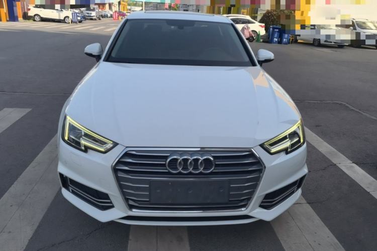 Used Audi A4L 2018 30th Anniversary Edition 40 TFSI Fashion Model
