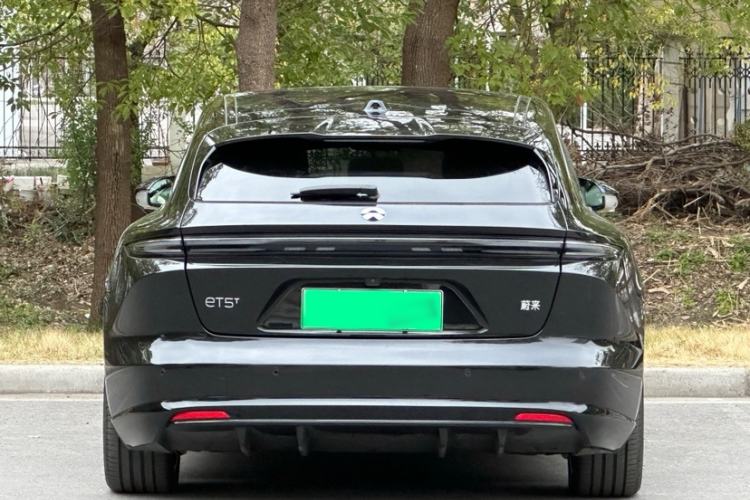 Used Nio ET5T 2025 75 kWh Touring Exterior 1