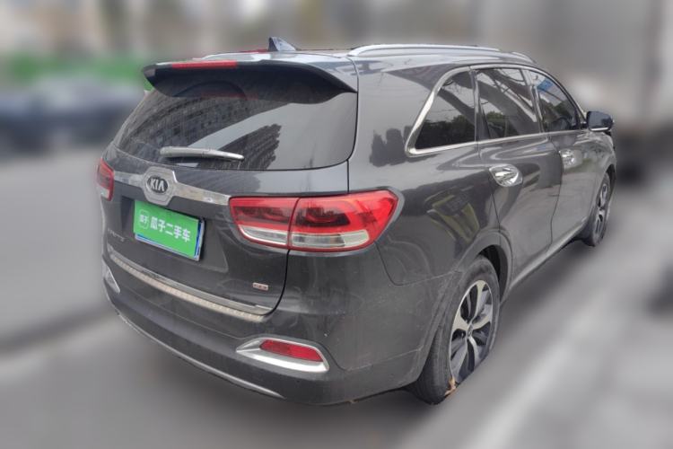 Used Kia Sorento 2015 Sorento L 2.4L Gasoline 4WD Elite Edition 7 Seats China IV Standard
