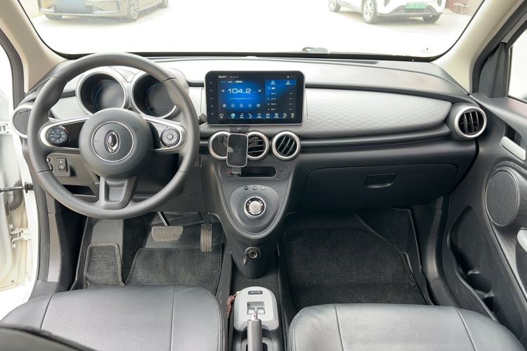 Used ORA Black Cat 2021 301 km Basic Version
