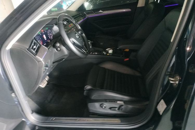 Used Volkswagen Variant 2018 380TSI Four-Wheel Drive Longitudinal Version
