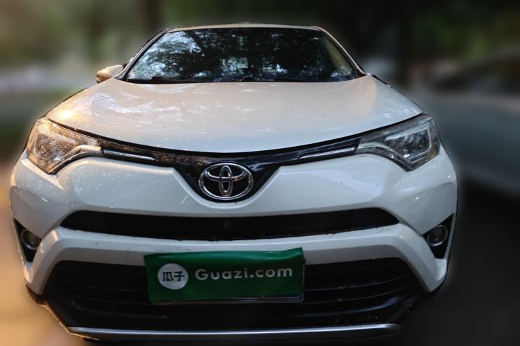 Used Toyota RAV4 2016 2.5L Automatic 4x4 Elite Edition
