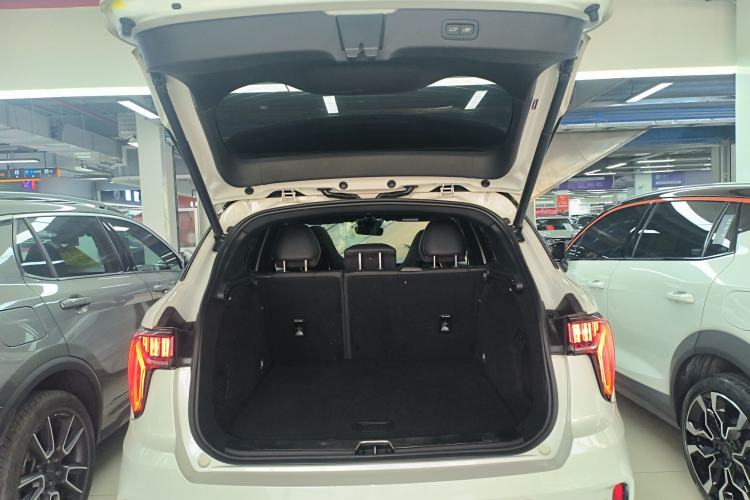 Used Lynk & Co 01 EM-P 2021 1.5TD PHEV Halo Trunk