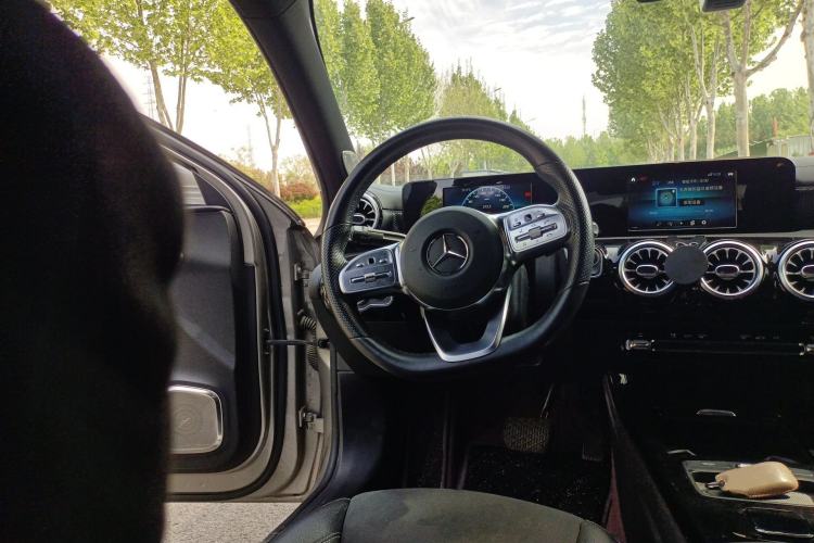Used Mercedes-Benz A-Class 2019 Restyled A 180 L Sport Sedan Steering Wheel