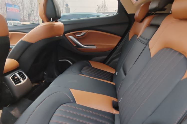 Used Soueast DX7 2015 1.5T Automatic Prestige Model
