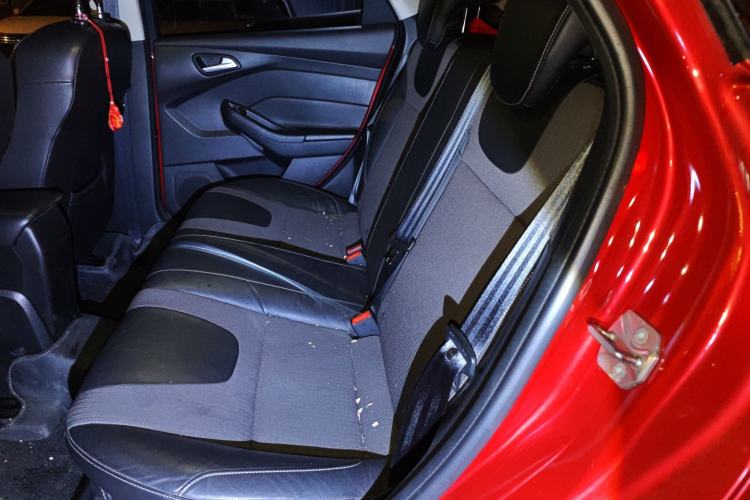 Used Ford Focus 2012 Hatchback 1.6L Automatic Fashion Edition