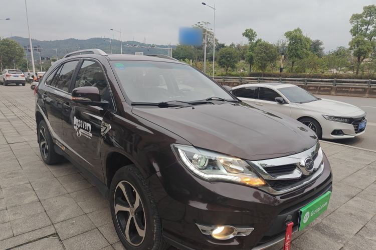 Used BYD S7 2015 2.0T Automatic Prestige Model Front Right 45 Deg