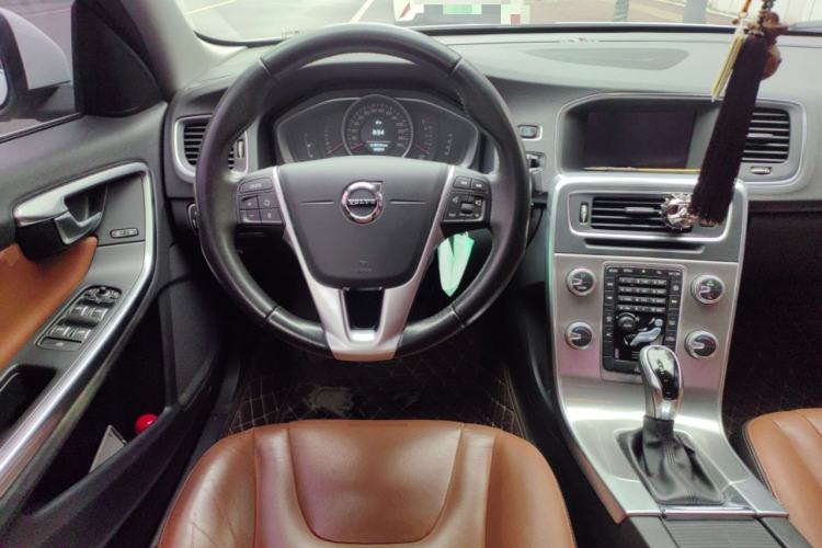 Used Volvo S60 2019 S60L Facelift T5 Intelligent Advanced Edition