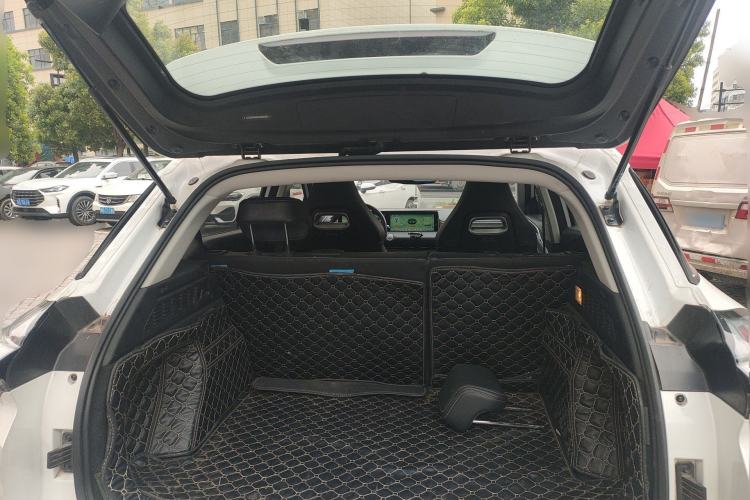 Used NETA U 2022 Zhi 400 Lithium Iron Phosphate