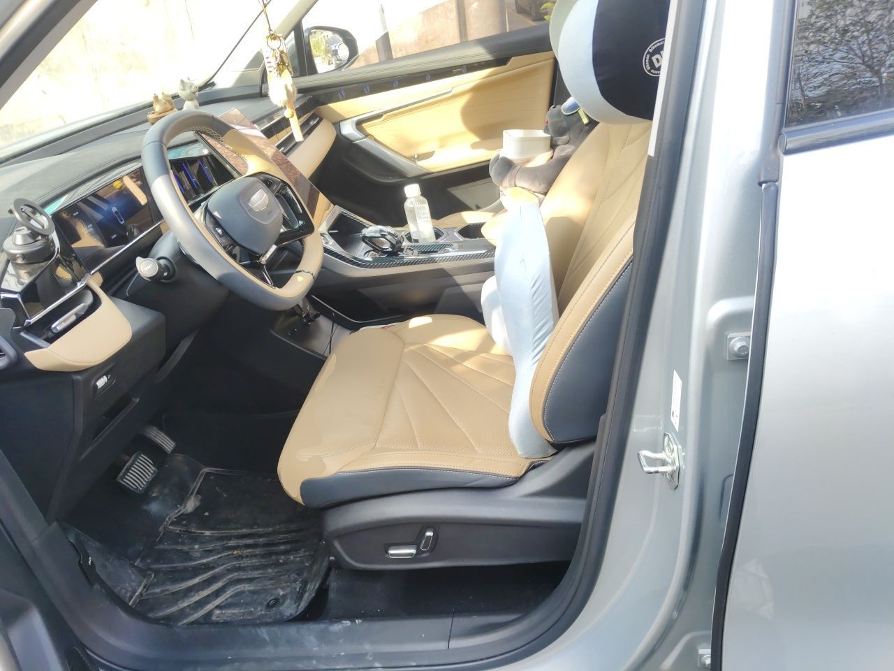 Geely Auto FX11 2023 1.5TD DCT Prestige Edition — снимка 15