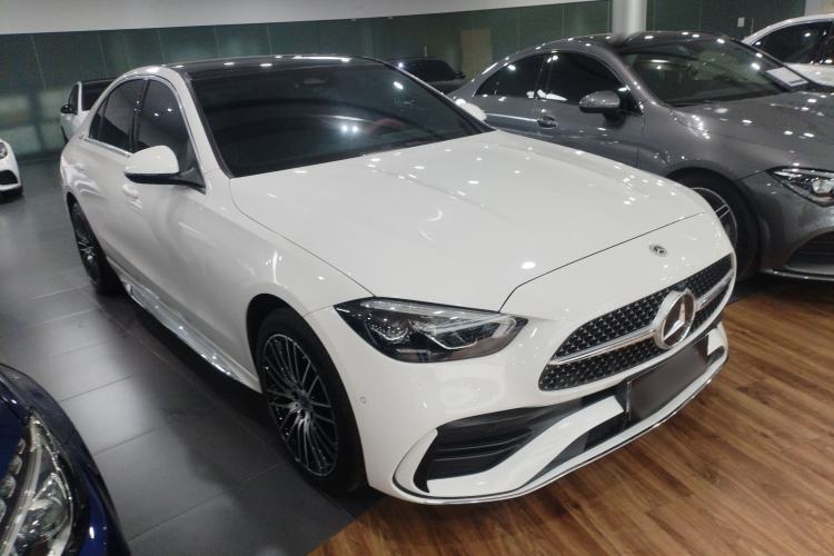Used Mercedes-Benz C-Class 2024 C 260 L Sport Edition Front Right 45 Deg