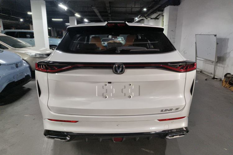 Used Changan UNI-Z New Energy 2024 Blue Whale Smart Electric iDD 125km Leading Model
