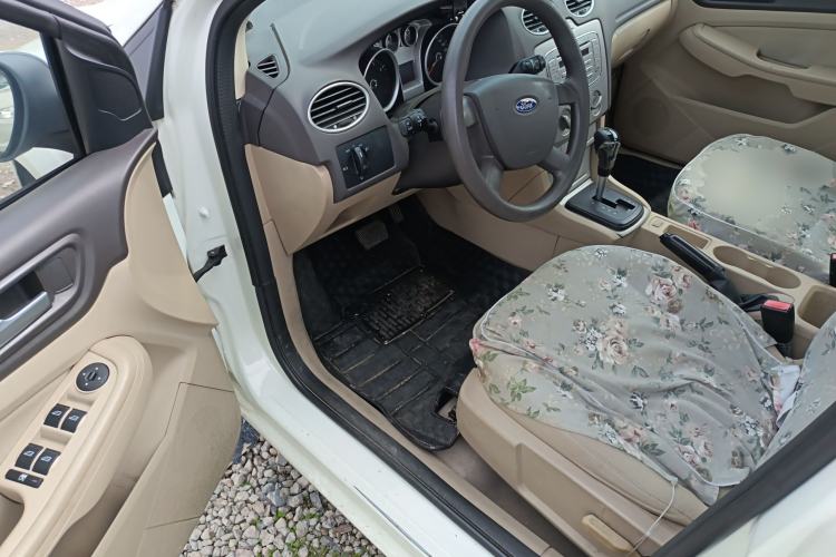 Used Ford Focus 2013 Sedan Classic 1.8L Automatic Base Model