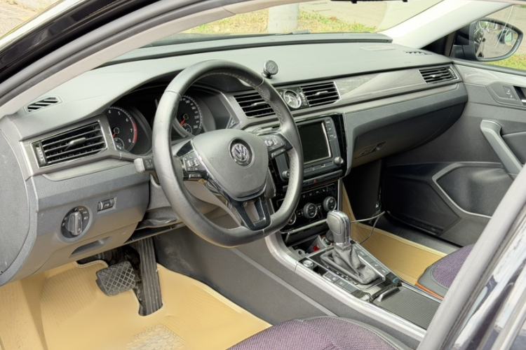 Used Volkswagen Passat 2017 280TSI DSG Luxury Edition