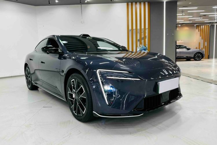 Used Avatr 06 2025 Ultra Pure Electric Edition Exterior 2