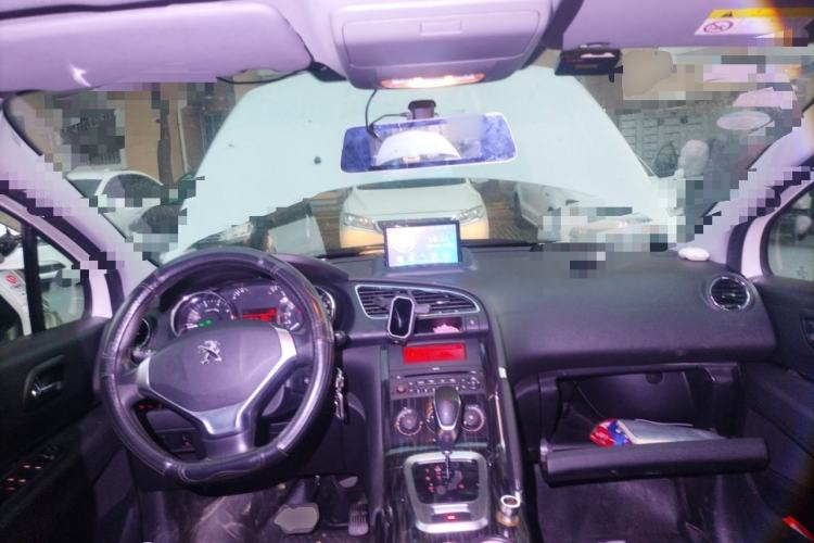 Used Peugeot 3008 2015 1.6THP Automatic Classic Edition
