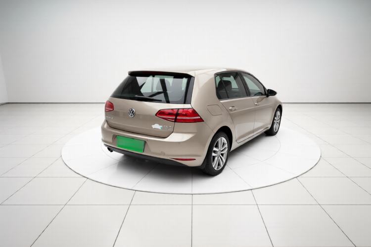 Used Volkswagen Golf 2016 230TSI Automatic Luxury Version Exterior 5