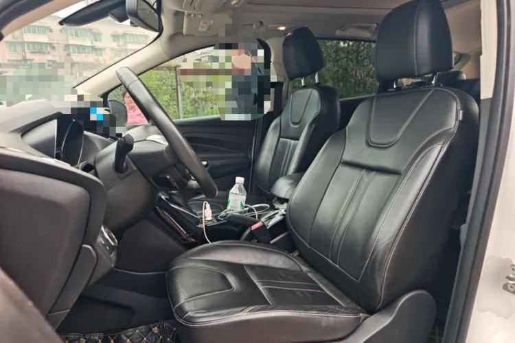 Used Ford Kuga 2013 2.0L GTDi Four-Wheel-Drive Sport Model
