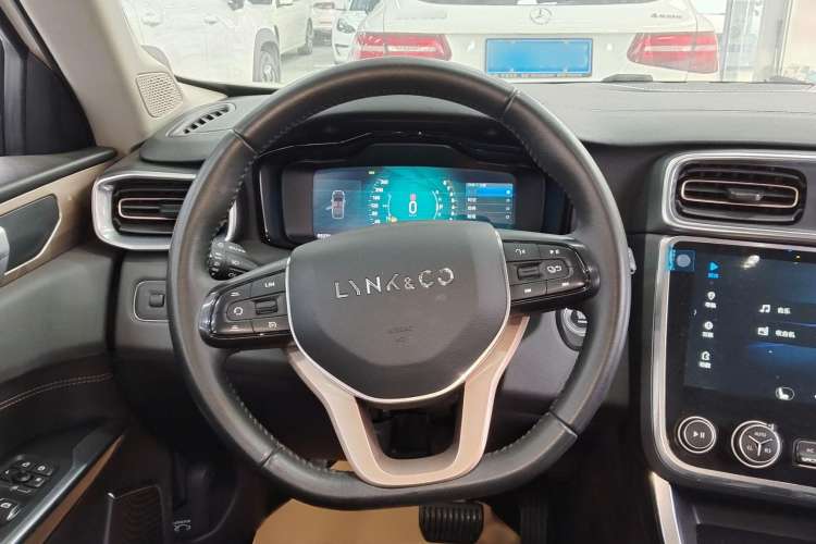 Used Lynk & Co 01 2017 2.0T Two-Wheel-Drive Version