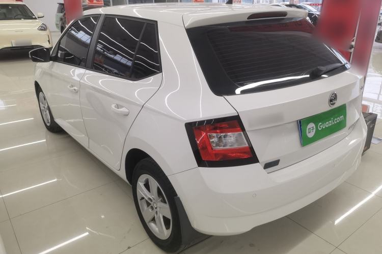 Used Skoda Fabia 2016 1.4L Automatic Car Enjoy Edition